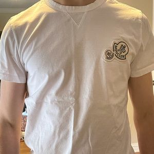 Moncler tshirt